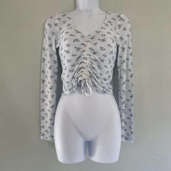Hollister Tops - Hollister Cropped Long Sleeve Ruched Blue Floral Top Waffle Knit V Neck- XS